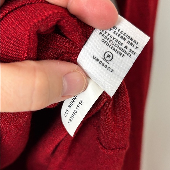 Diane Von Furstenberg Maroon Wool Blend Ruffle Sweater - L - Picture 7 of 9